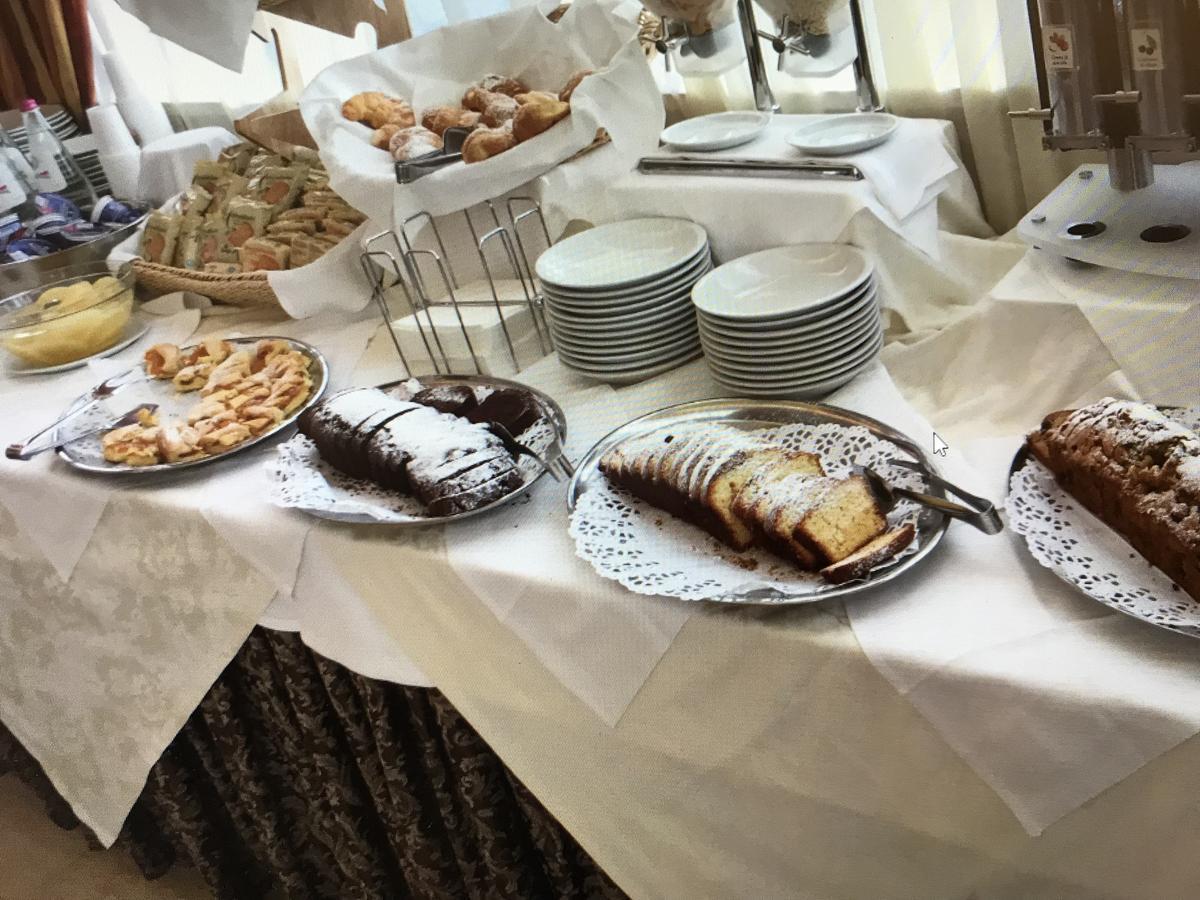 Grand Hotel Montesilvano Marina エクステリア 写真