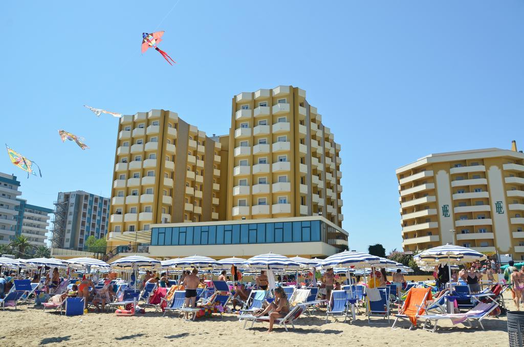 Grand Hotel Montesilvano Marina エクステリア 写真